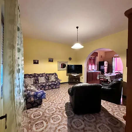 Holiday home Sa Domu De Cri Giba